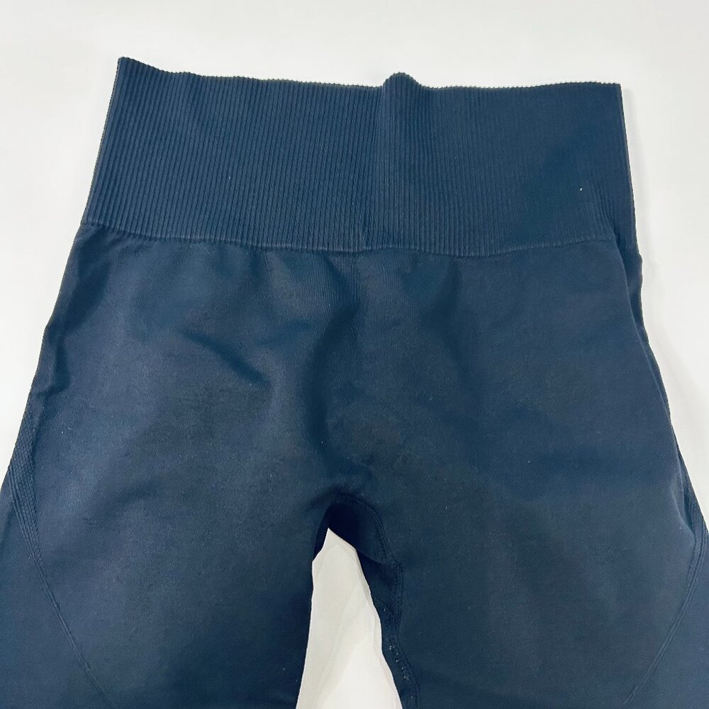 Black Leggings w/Wide Waist Band Size Large